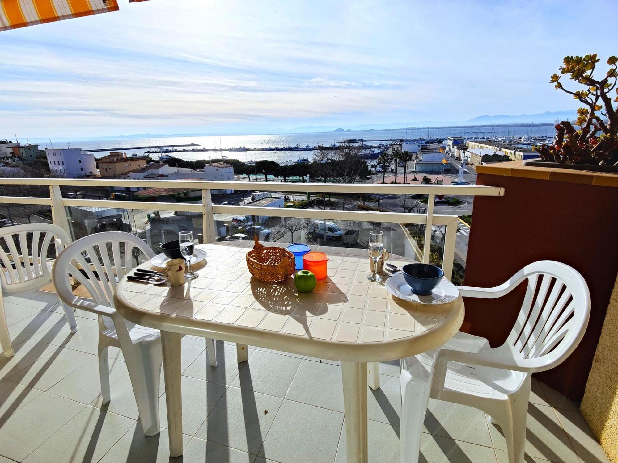 2166 Rocmar 1 4-C, Excelente Situacion Frente Al Puerto Pesquero Y Con Vista A La Bahia. Gran Terraza. Gran Parking Publico Delante. - Es-258-30 Lägenhet Rosas Exteriör bild